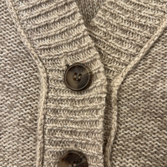 super cute fall sweater garage brown buttons - Picture 3 of 4